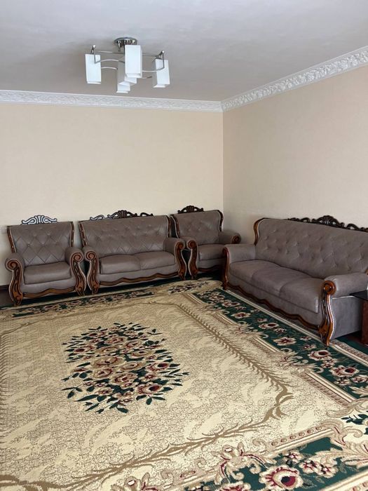 Дружба Қоратошда қизлар учун барча шароити бор люкс квартира