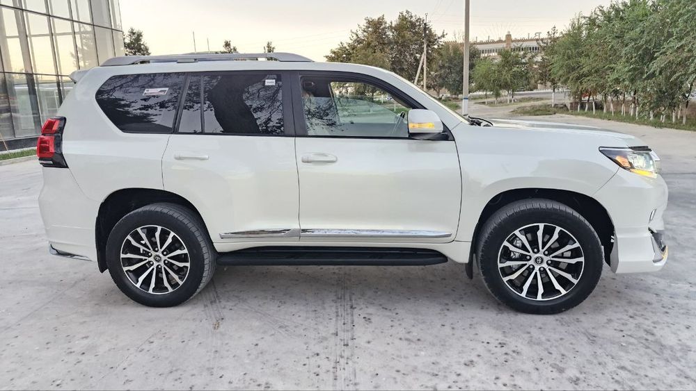 Прадо 150 vx  японка 2013йил  кожений салон  краска тоза