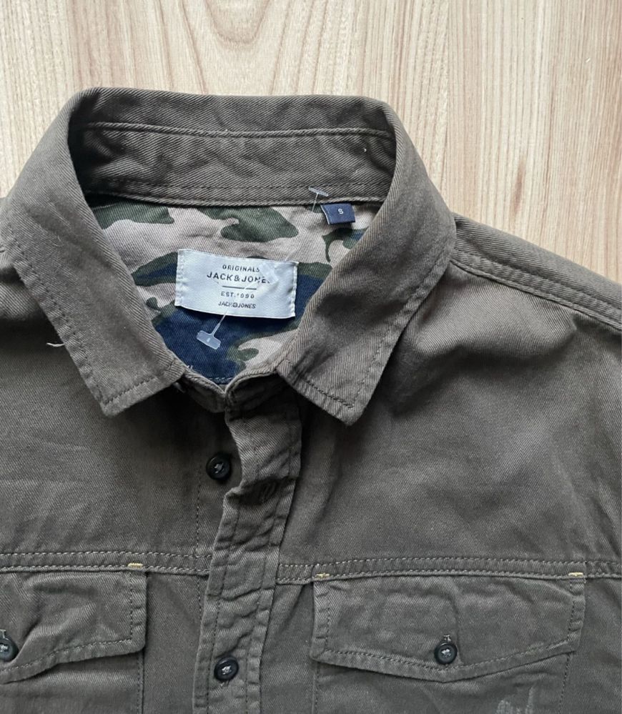 JACK & JONES / мъжка дънкова риза S/M