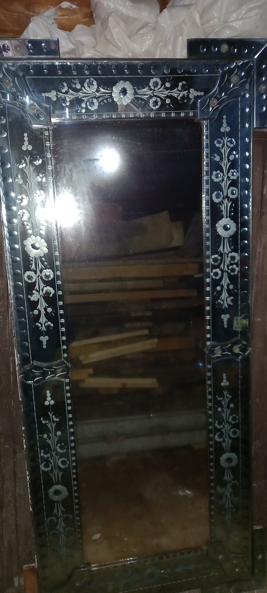 Oglinda veche decorativa