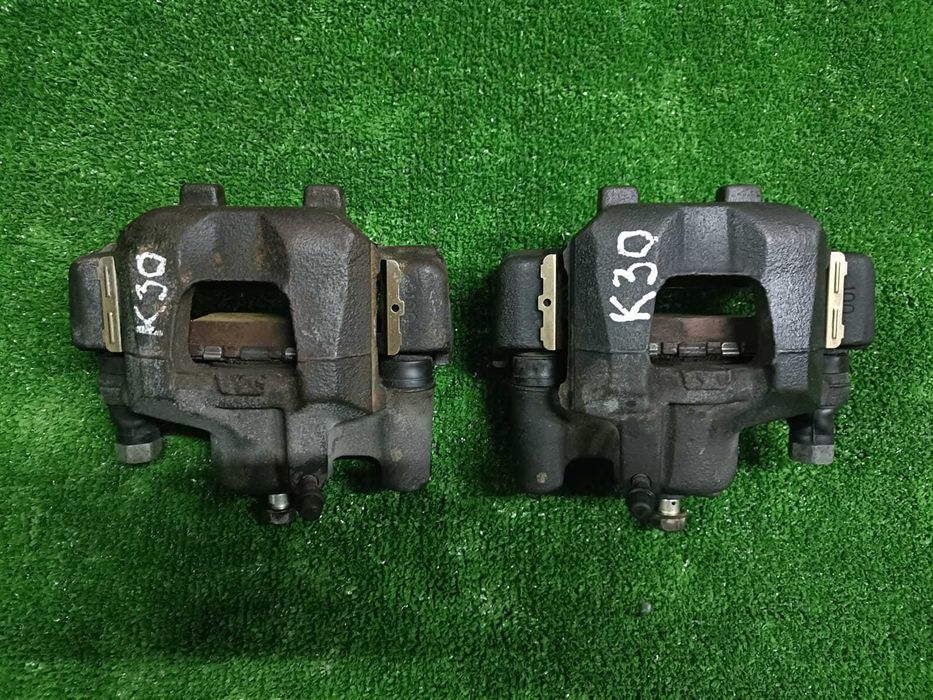 Оригинальный задний суппорт от Toyota camry 30 35