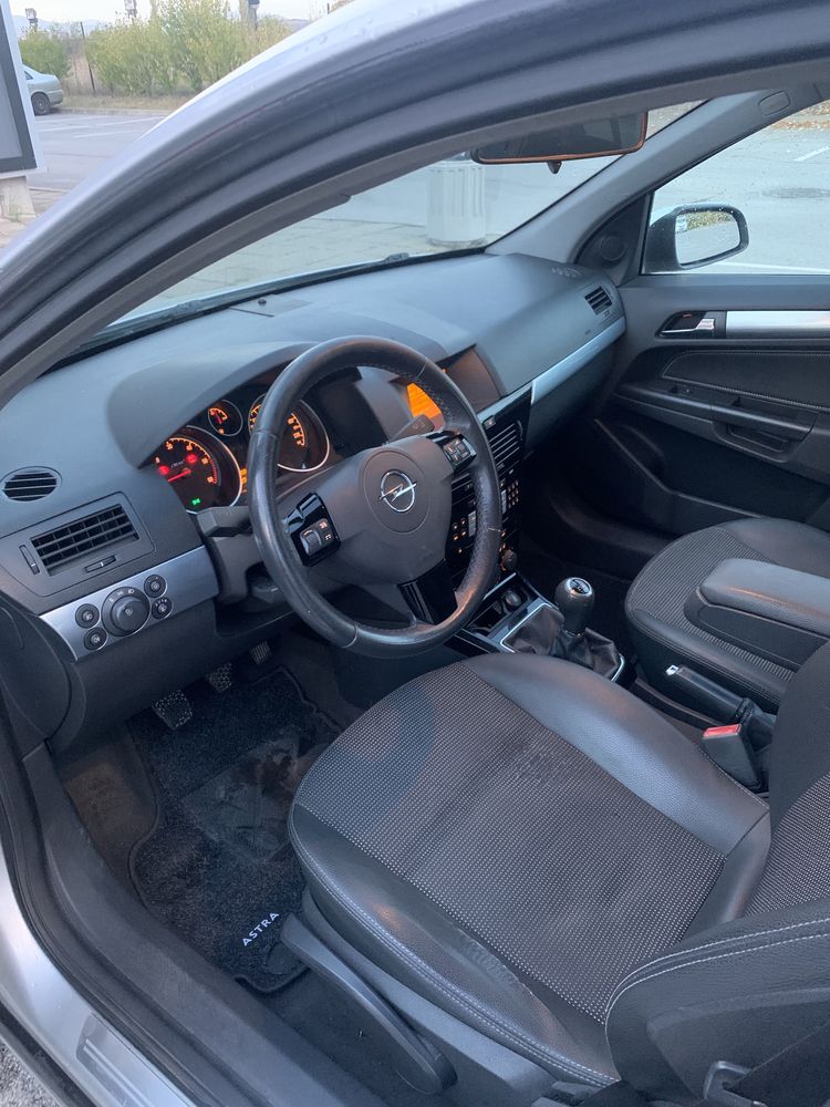 Опел астра Н, Opel astra H 1.7 CDTI