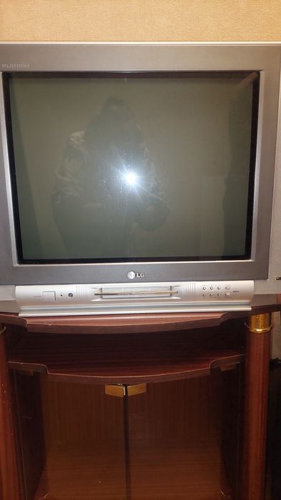 Продам телевизоры.