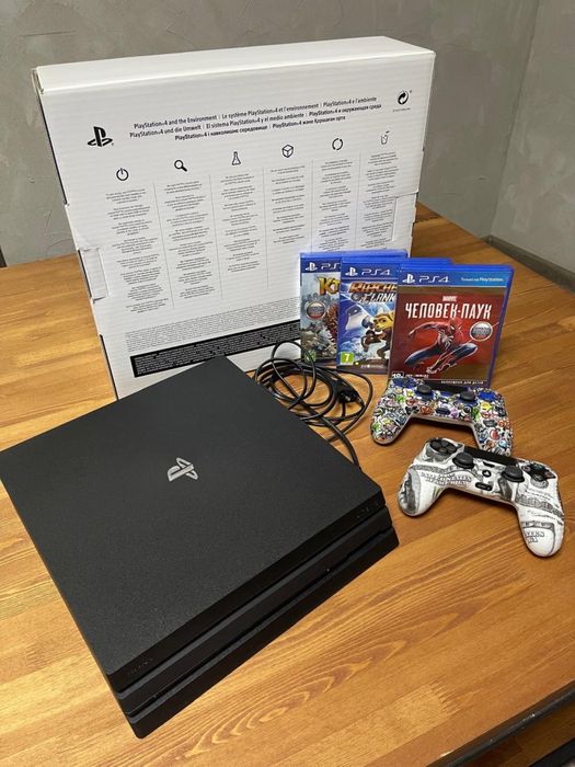 Playstation 4 Pro. Б/у в хорошем состоянии, по низкой цене