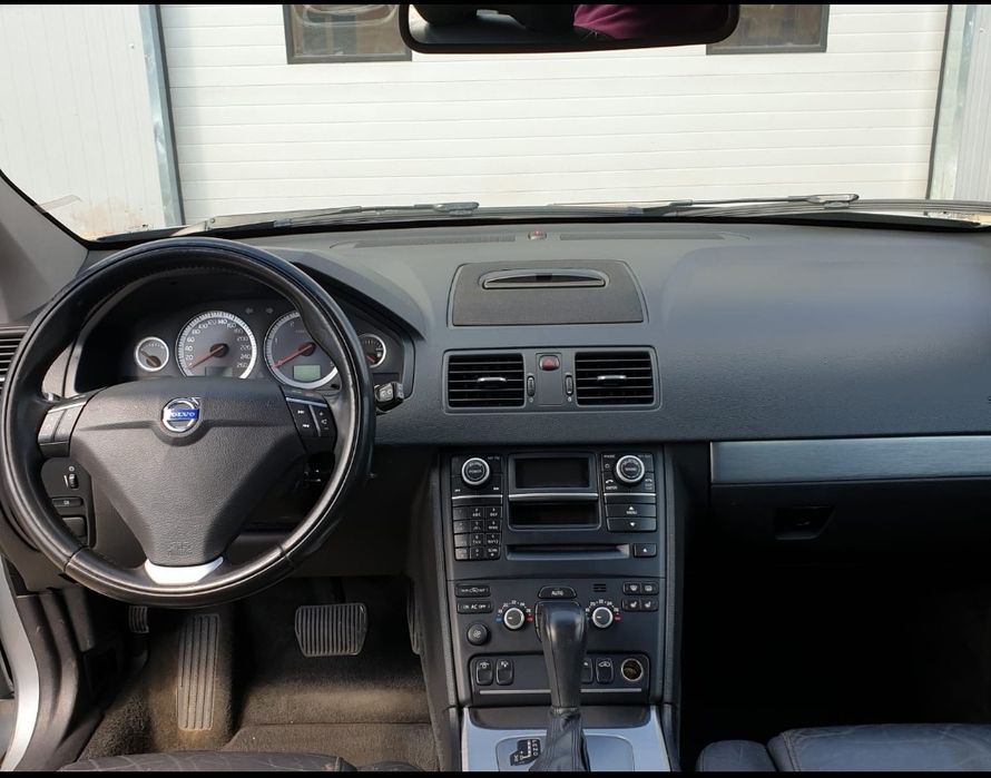 Volvo XC90 D5 AWD, an 2012, în țară din 2020, mașină de concedii