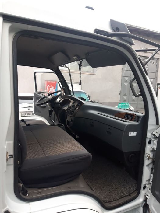 Донг фэн грузовая с рефрежератором состояния отличное