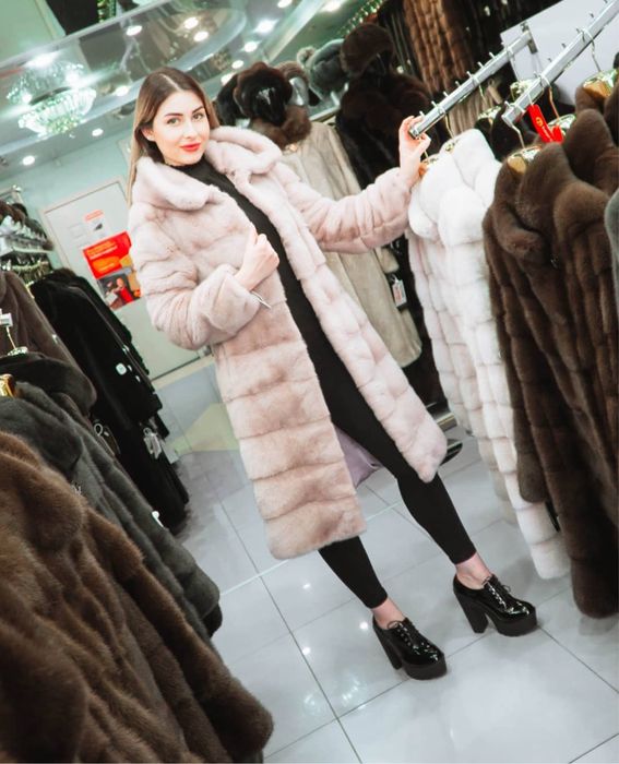 Норковая шуба розовая