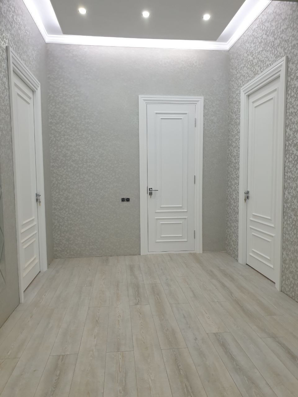 Установка дверей акфа и МДФ