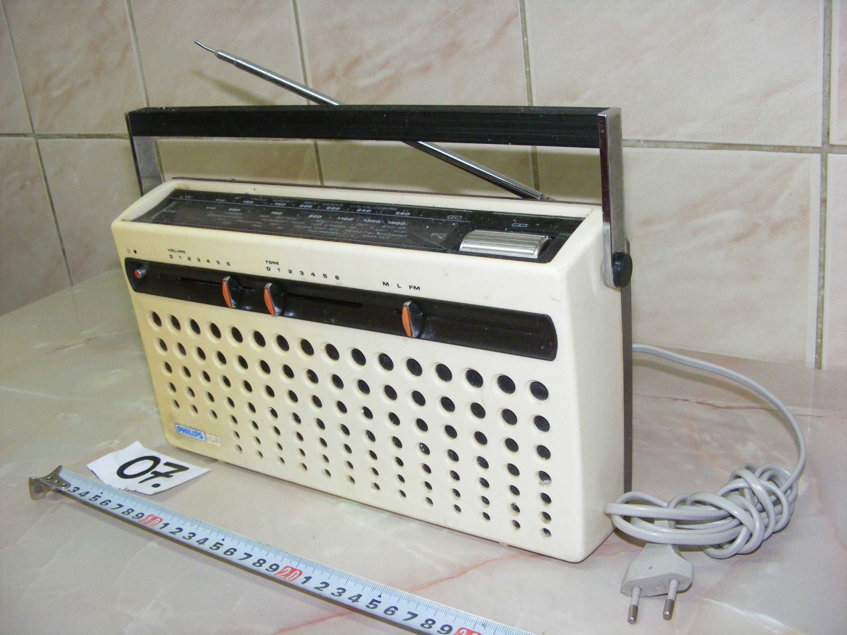 Radio vechi  ,,Philips RL-321”, anii 1970  (cod 07)