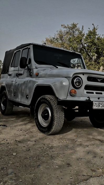 Uaz 31512 sotiladi