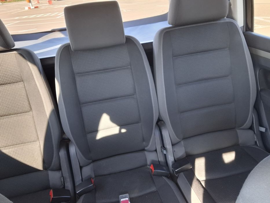 Volkswagen  Touran 2010 , 140 cai, 2.0 TDI