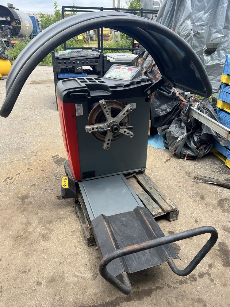 Masina, aparat echilibrat roti camioane, SICAM SBM 850,
