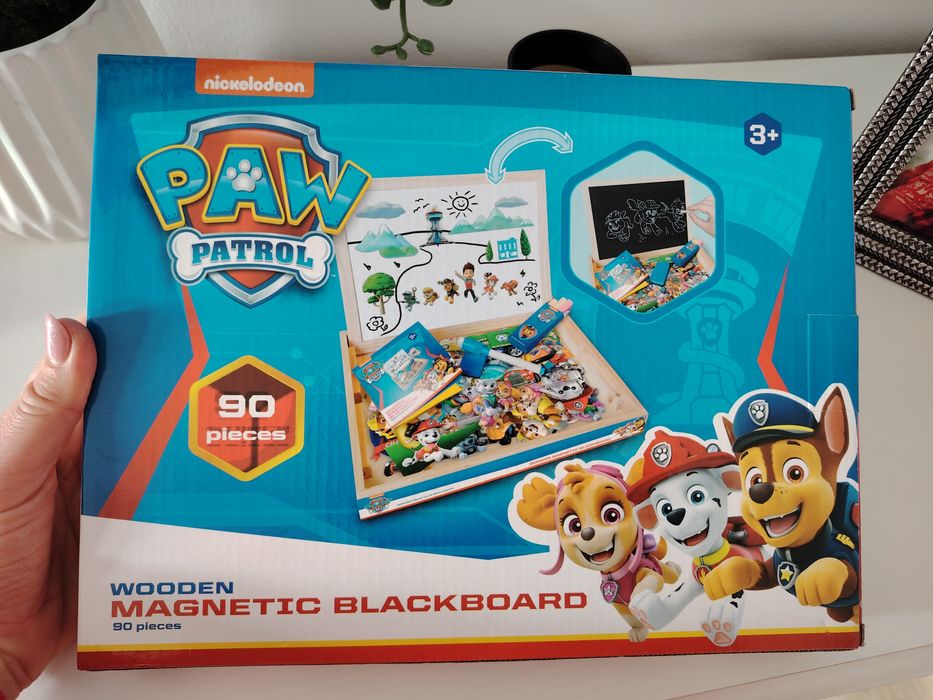 Vând tablă magnetică