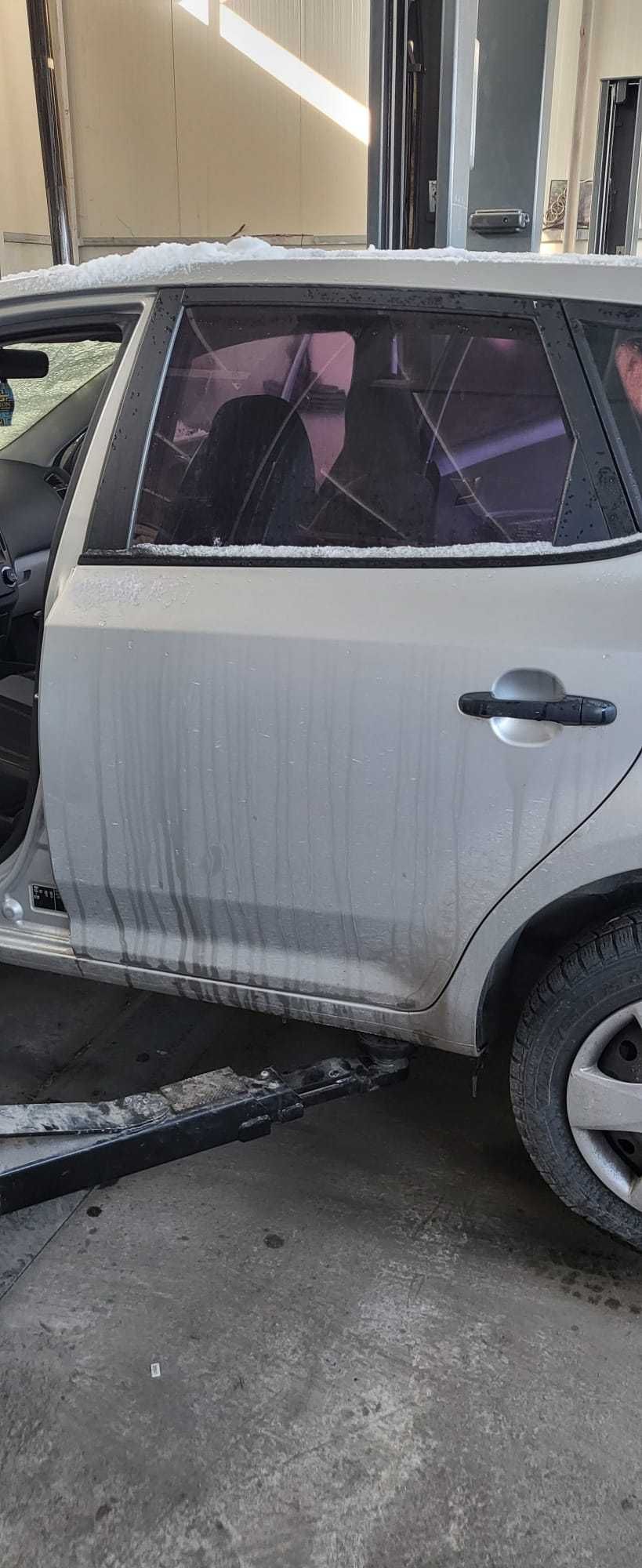 Usa stanga/dreapta fata/spate kia cee'd 2008