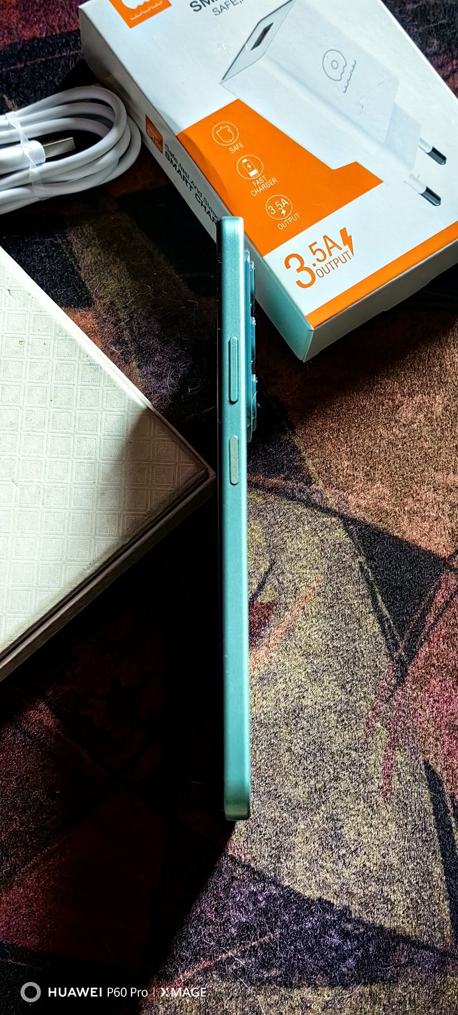 INFINIX HOT 50-Перфектно състояние.8+8/256gb