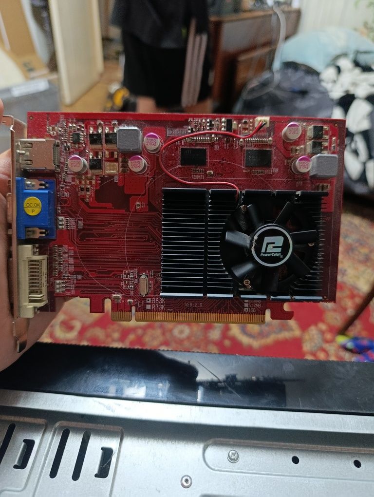 Продам видеокарту ax 5550