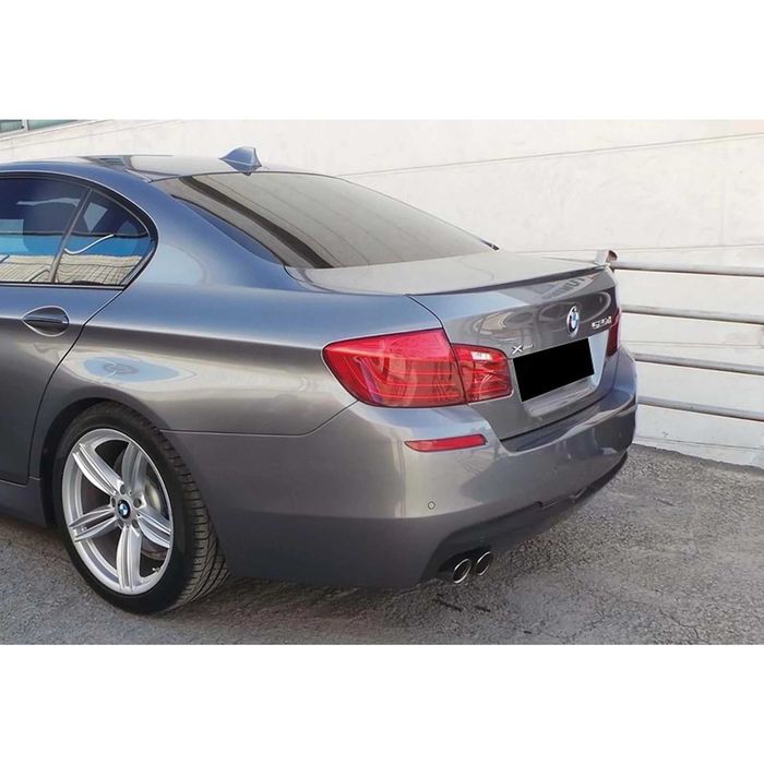 Eleron Lip Codita Portbagaj BMW F10 M5 Performance Negru Lucios