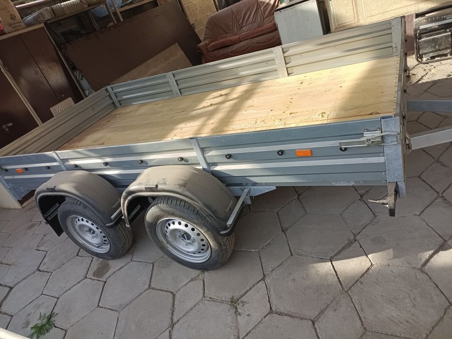 Продается прицеп новая двухмостный