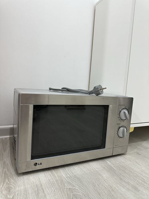 Микроволновка LG