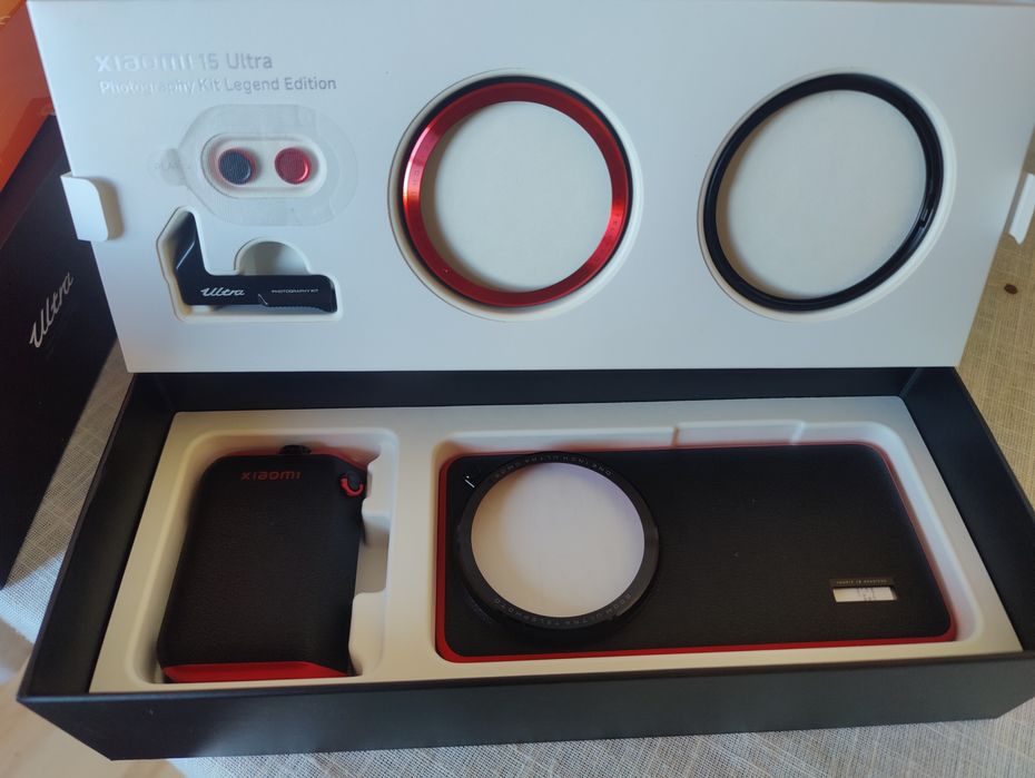 Като нов | Xiaomi 15 Ultra + Photography Kit + премиум протектор