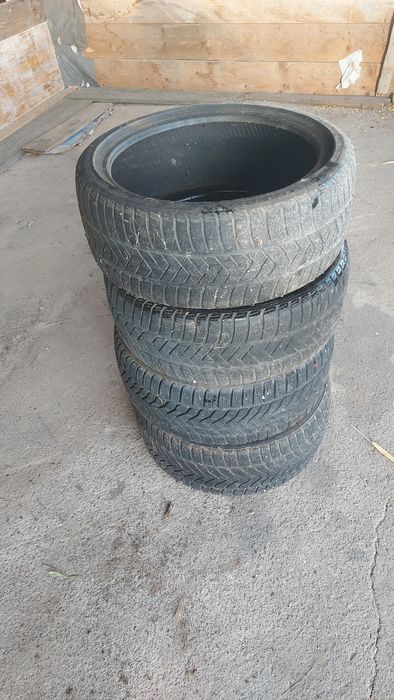 Anvelope SH Iarna 225/40/18 Pirelli Sottozero 225 40 18 R18 92H