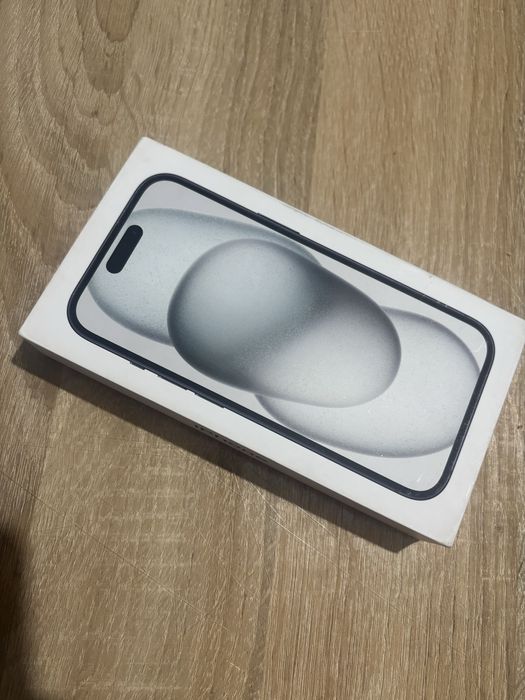 Продается смартфон iPhone 15