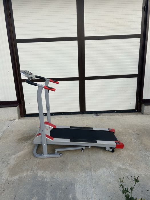 Механична бягаща пътека