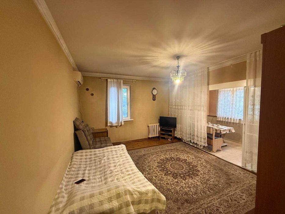 Продаётся  !!! Просторный  уютный  2Хкомнатный квартира в Каракамиш2/4