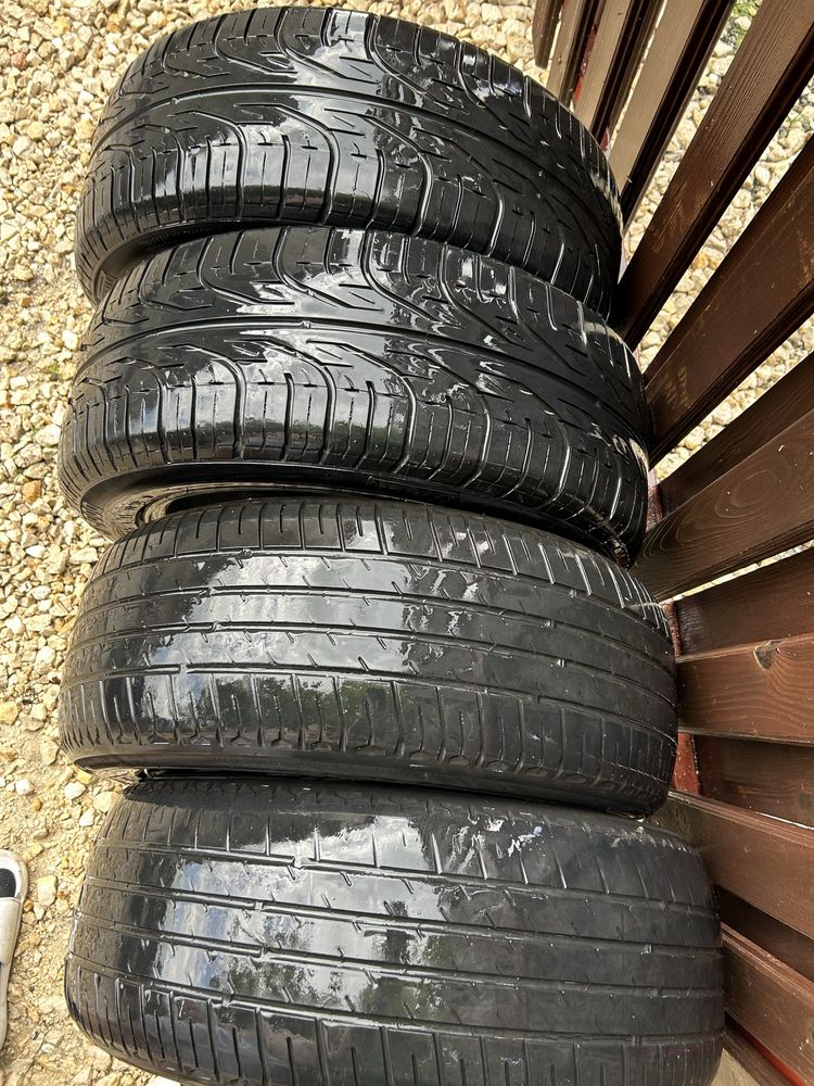 Jante originale Mercedes de 16" cu anvelope de iarnă Pirelli 205/55/16