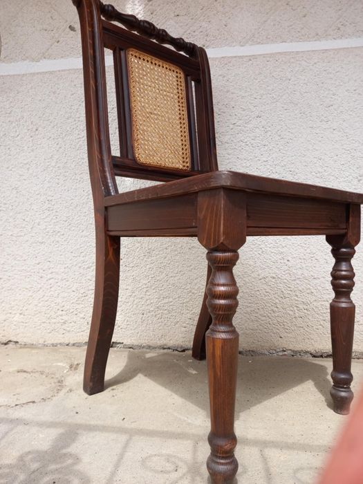 Scaun cu spătar din lemn masiv de brad