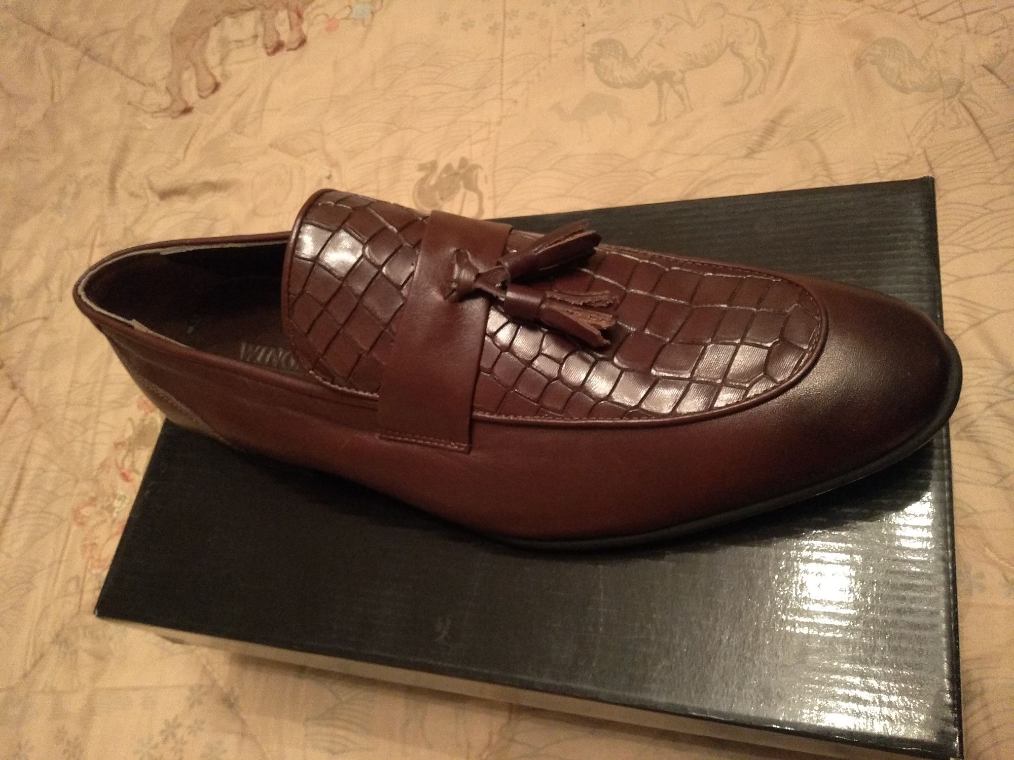 Новая обувь, Производство Турция