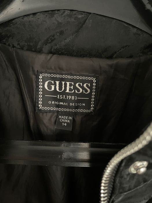 Зимно яке  GUESS