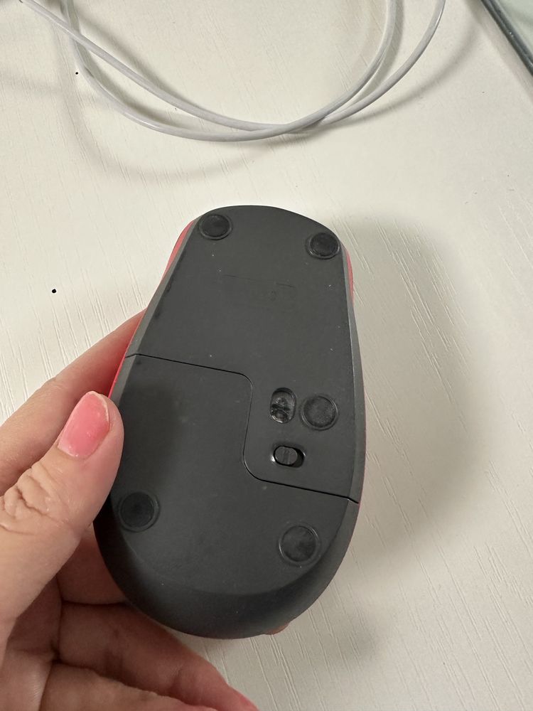 Мышь Logitech