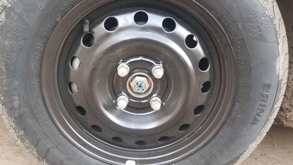 Продам диски на шевроле кобальт