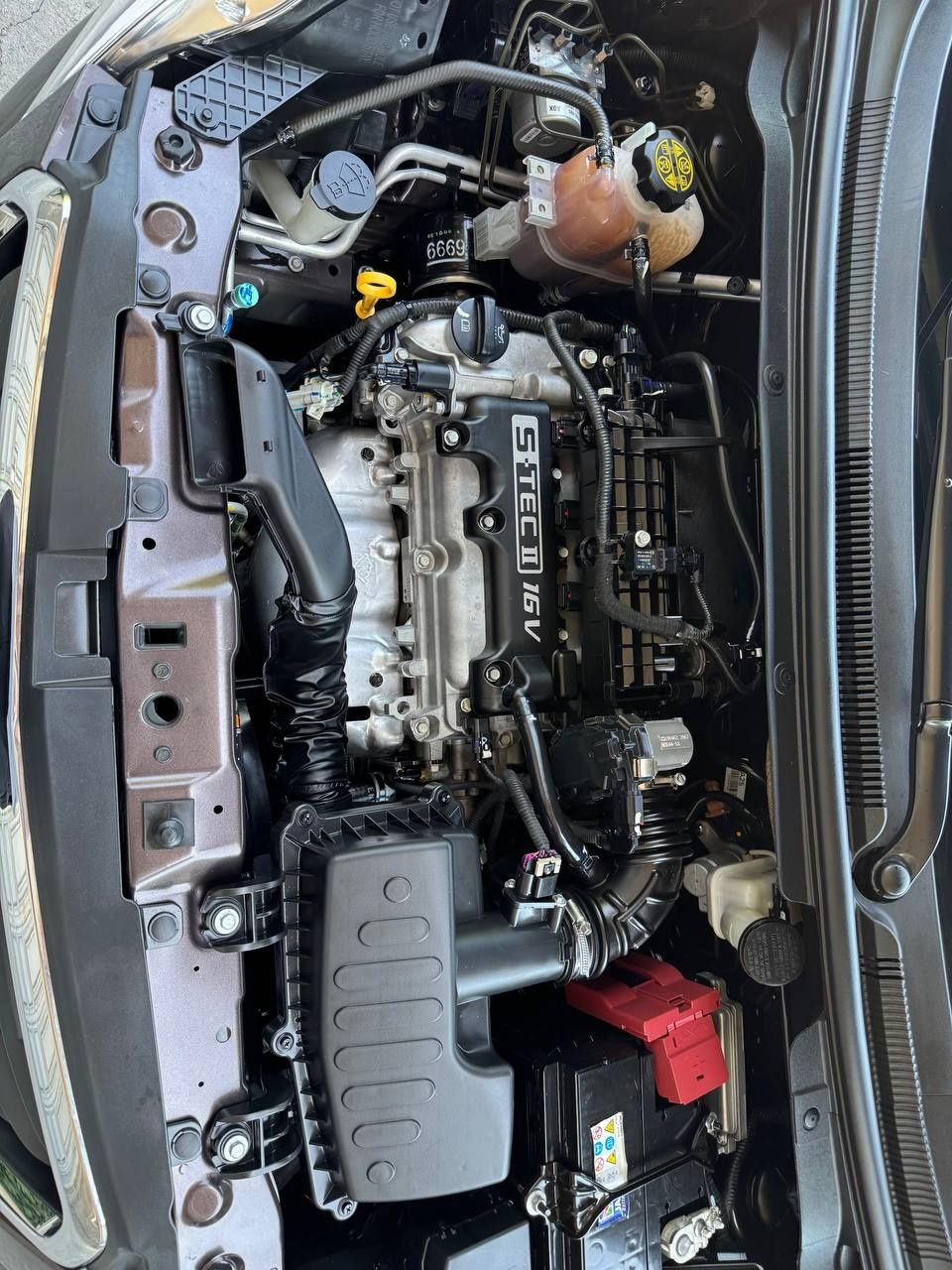 Spark Ravon r2 sotiladi