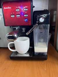 Vand espressor manual Breville VCF109X