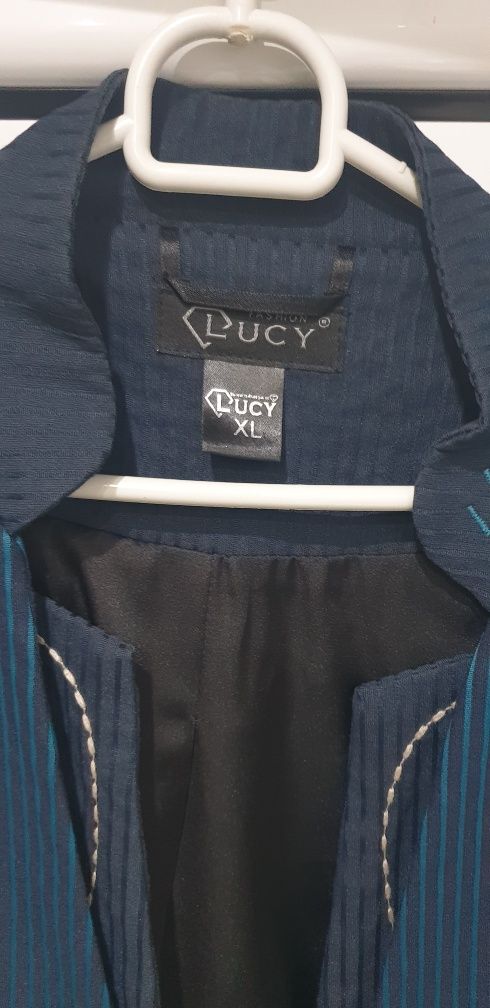 Дамско сако LUCY