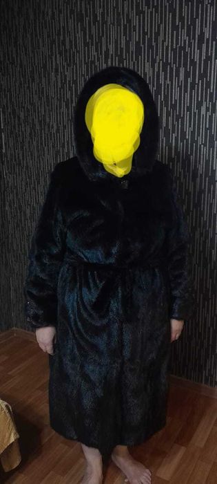 Продам шубу норковую