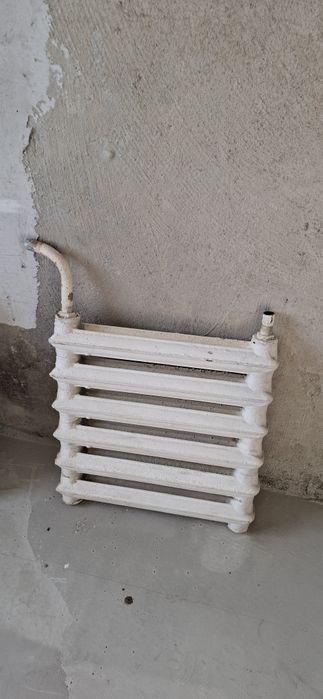 Продам чугунные батареи