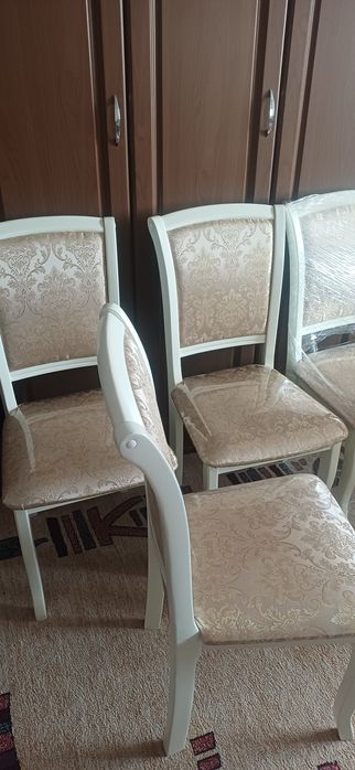 Продам  стулья  новые.