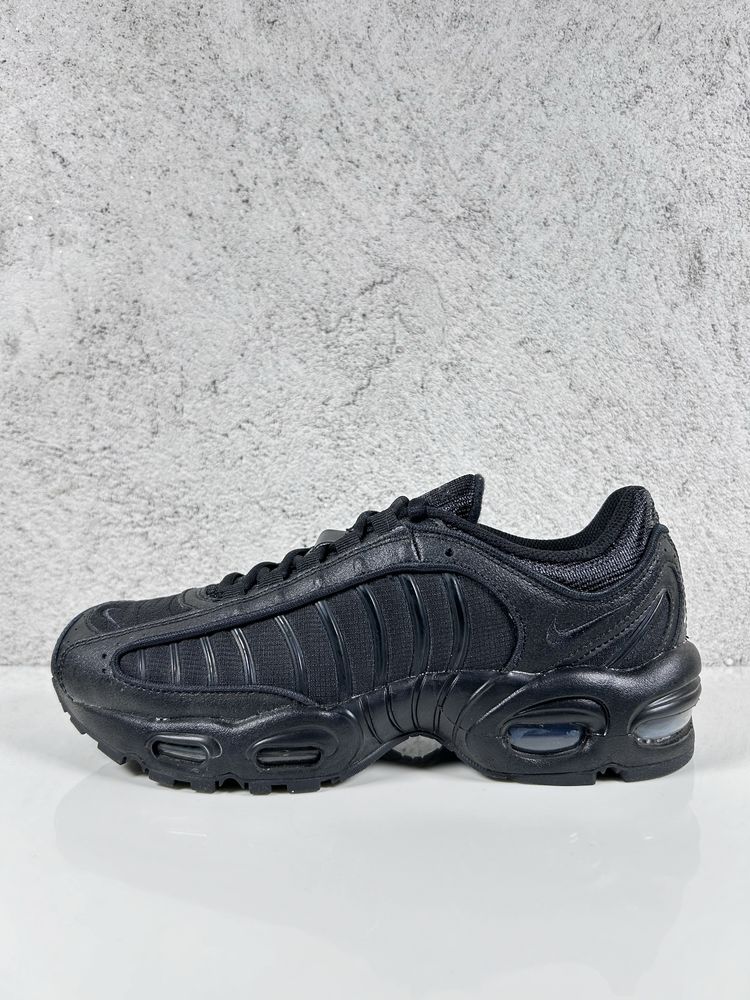 Nike Air Max Tailwind 4 Triple Black