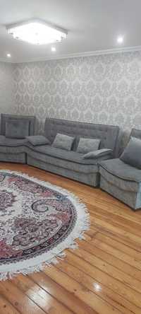 Продаётся мягкий диван два кресла