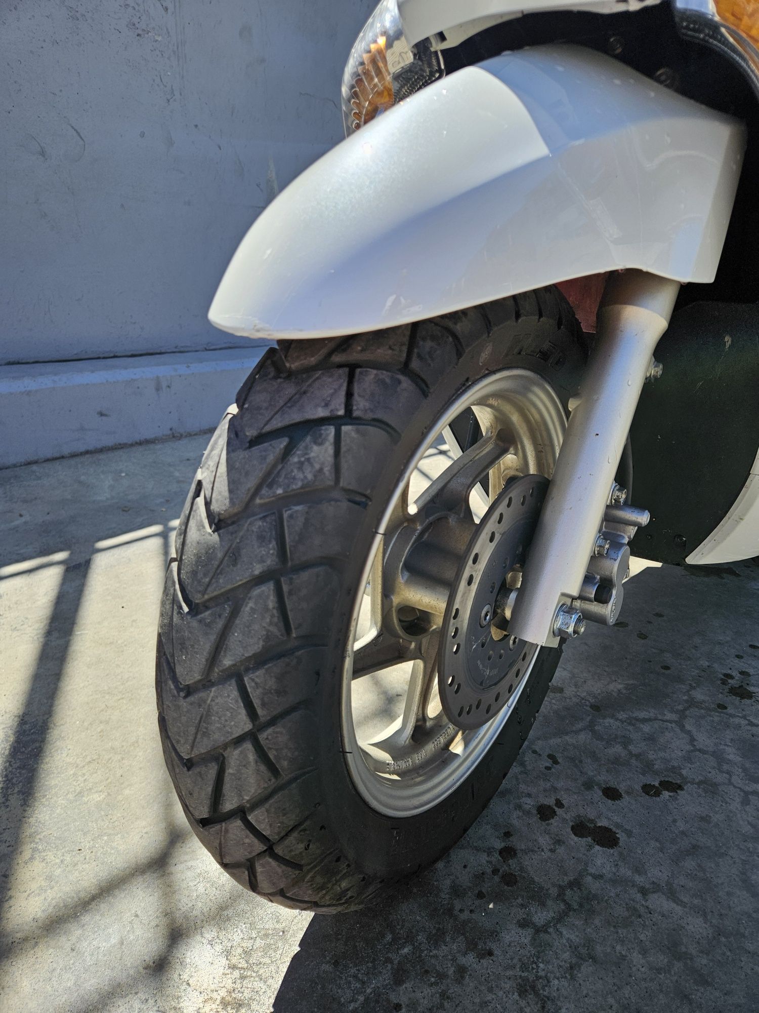Honda Lead 110cc мотоциклет скутер