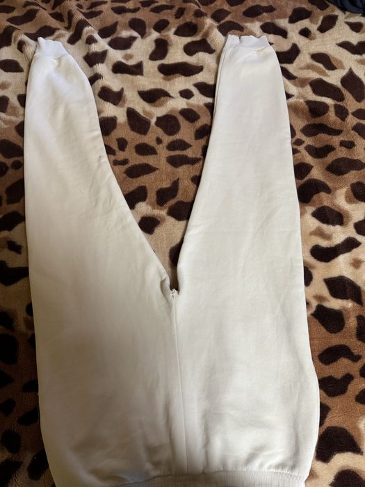 Pantaloni pentru barbati