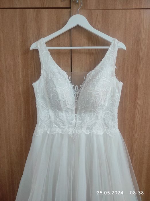 Rochie mireasa alba