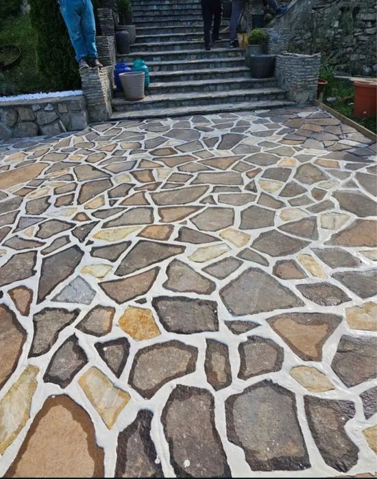 Piatra naturala de munte calitate si eleganta oriunde in tara