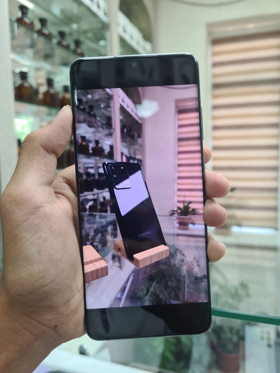 Samsung galaxy s20 ultra  5G 12/256gb holati 10/9