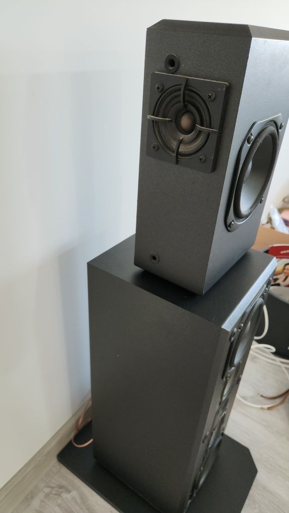 Vând SUPER AUDIO CD-DVD player MARANTZ și diferite piese HI-END !