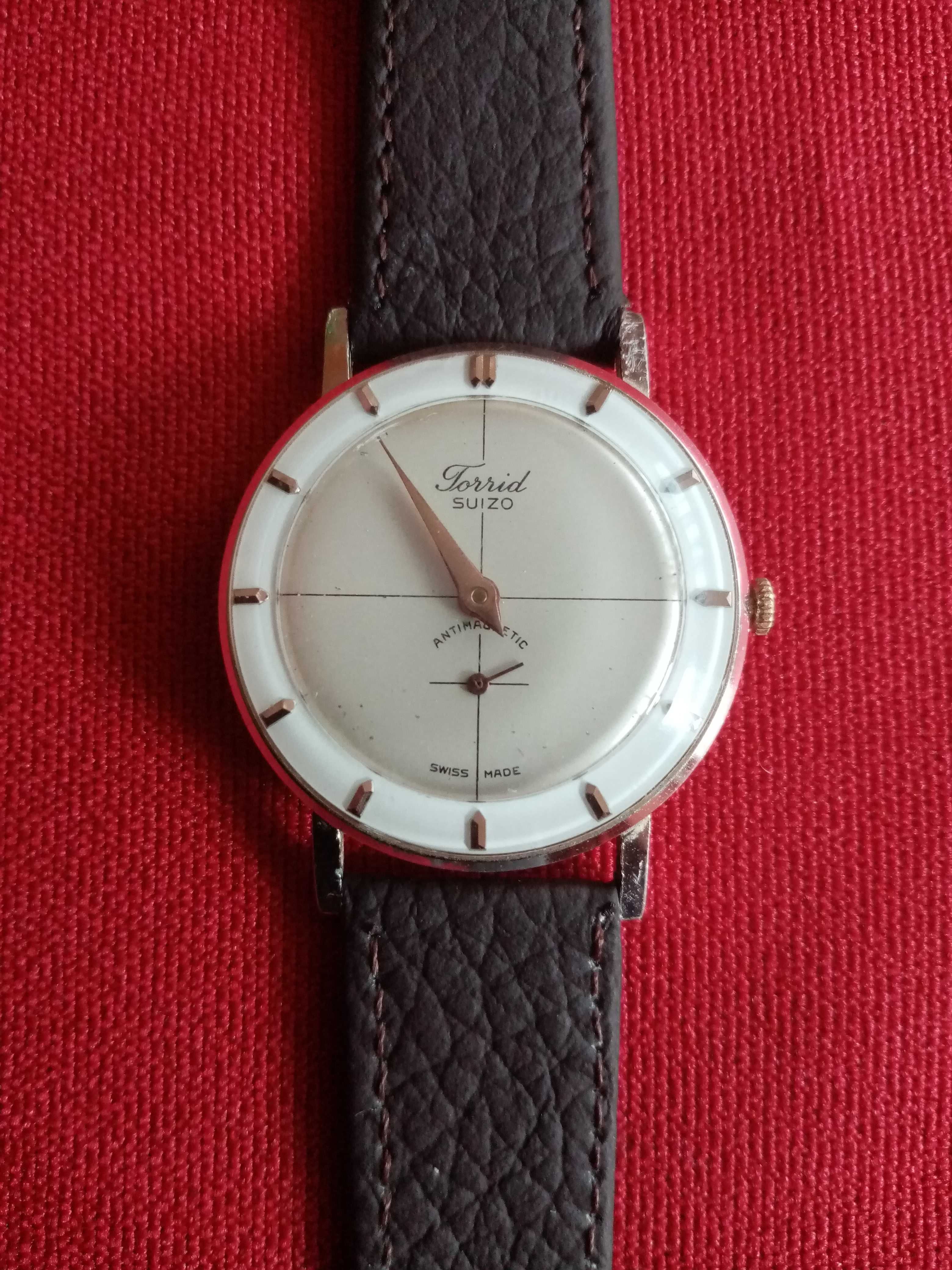 SUIZO suisse Vintage Antique 1920 г., antimagnetic мъжки часовник