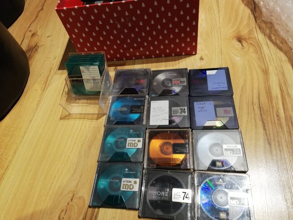 Продавам мини дискове Mini Discs Sony Tdk Maxell